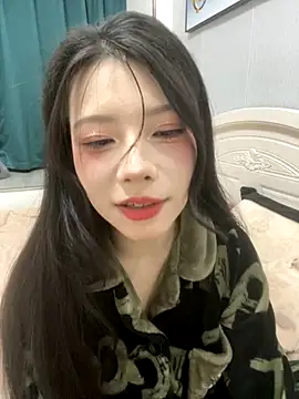 Snapshot of yuanyuanzi99 chatting on 13, 12, 2025 yuanyuanzi99 online show from 13, 12, 2025