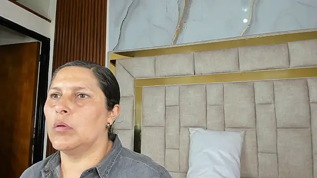 KikaDuque online show from 9, 6, 2026
