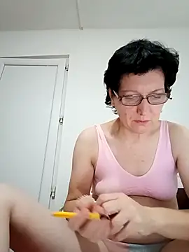 Vera Elle online show from 23, 10, 2025