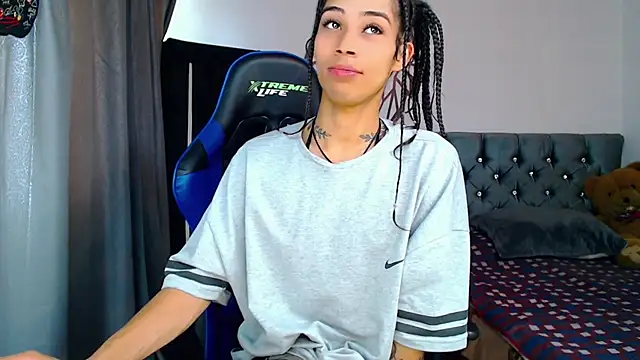 Sweet-Cris online show from 18, 9, 2025