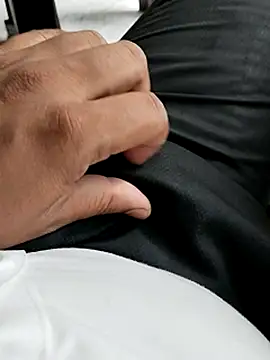 Snapshot of hunk28_6 chatting on 6, 10, 2025 hunk28 6 online show from 6, 10, 2025