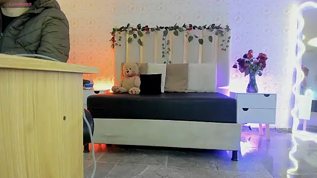 BLUE TAY1 online show from 9, 2, 2026