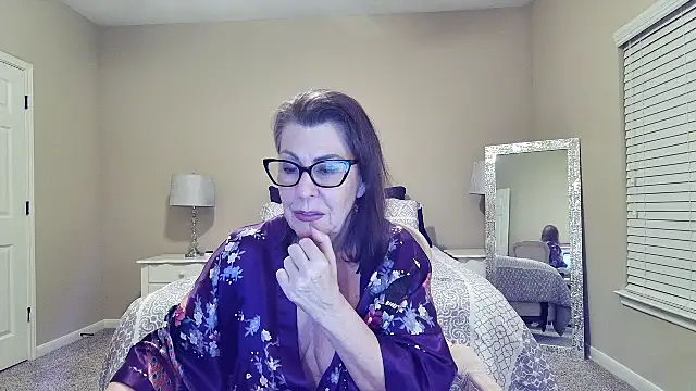 HotTxGilfMaggie online show from 2, 11, 2025