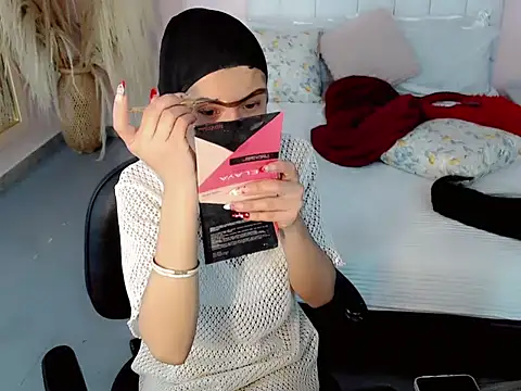 Snapshot of nathalialoes1 chatting on 22, 10, 2025 nathalialoes1 online show from 22, 10, 2025