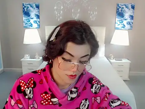 Snapshot of nathalialoes1 chatting on 9, 11, 2025 nathalialoes1 online show from 9, 11, 2025