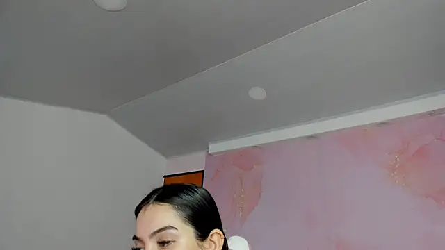 milk candy18 online show from 28, 9, 2025