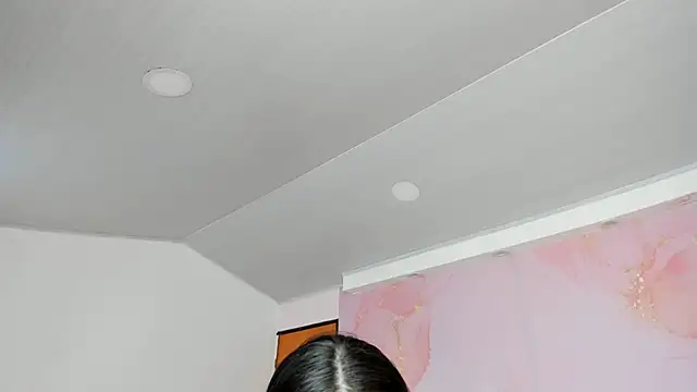 milk candy18 online show from 3, 10, 2025