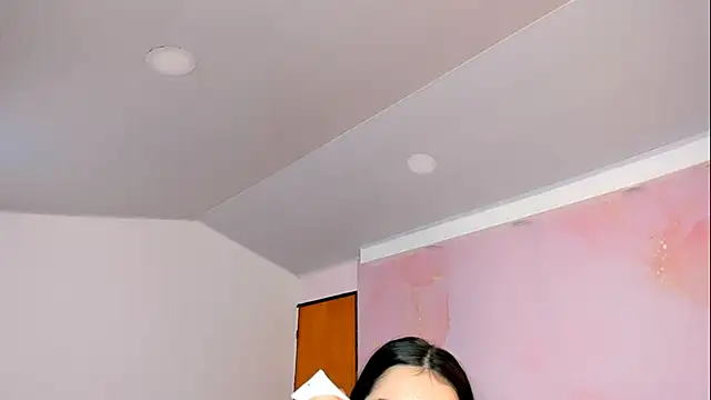 milk candy18 online show from 5, 10, 2025