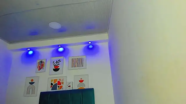 milk candy18 online show from 14, 12, 2025