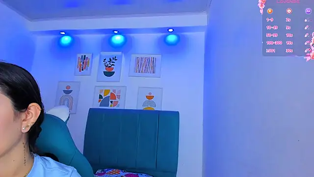 milk candy18 online show from 4, 2, 2026