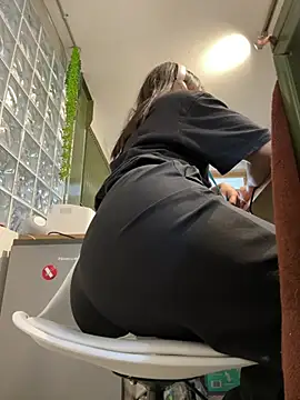 Snapshot of sisylucky chatting on 6, 4, 2026 sisylucky online show from 6, 4, 2026