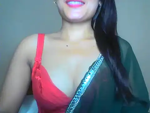 Snapshot of tasweer_01 chatting on 10, 9, 2025 tasweer 01 online show from 10, 9, 2025
