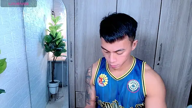 Snapshot of PinooyMilker chatting on 15, 12, 2025 PinooyMilker online show from 15, 12, 2025