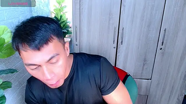 Snapshot of PinooyMilker chatting on 16, 12, 2025 PinooyMilker online show from 16, 12, 2025