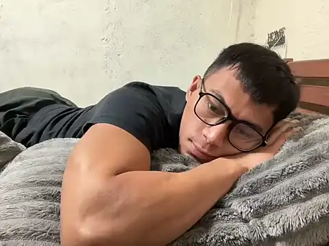 Snapshot of PinooyMilker chatting on 19, 12, 2025 PinooyMilker online show from 19, 12, 2025