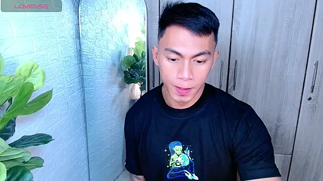 Snapshot of PinooyMilker chatting on 21, 12, 2025 PinooyMilker online show from 21, 12, 2025