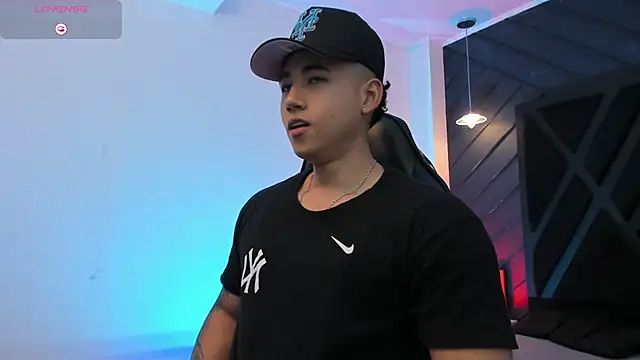 Snapshot of Draven_Marceaux chatting on 7, 1, 2026 Draven Marceaux online show from 7, 1, 2026