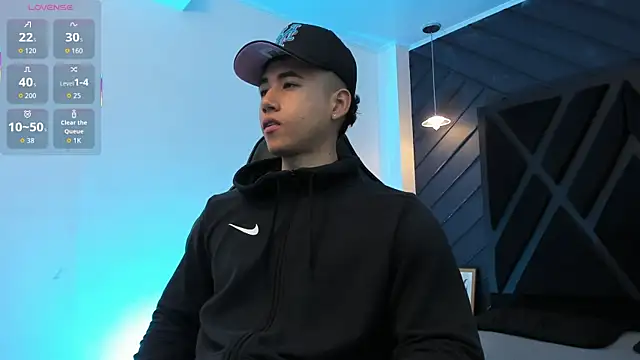 Snapshot of Draven_Marceaux chatting on 9, 1, 2026 Draven Marceaux online show from 9, 1, 2026