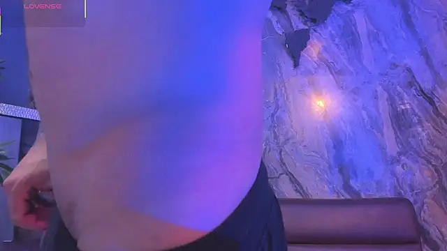 Snapshot of Draven_Marceaux chatting on 16, 1, 2026 Draven Marceaux online show from 16, 1, 2026