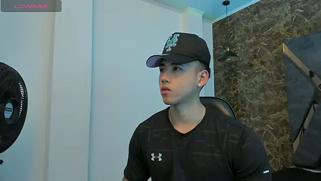 Snapshot of Draven_Marceaux chatting on 2, 3, 2026 Draven Marceaux online show from 2, 3, 2026