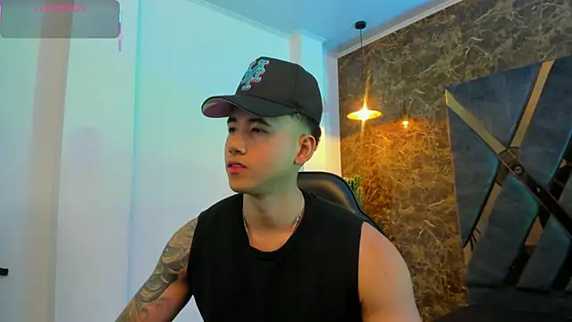 Snapshot of Draven_Marceaux chatting on 16, 3, 2026 Draven Marceaux online show from 16, 3, 2026