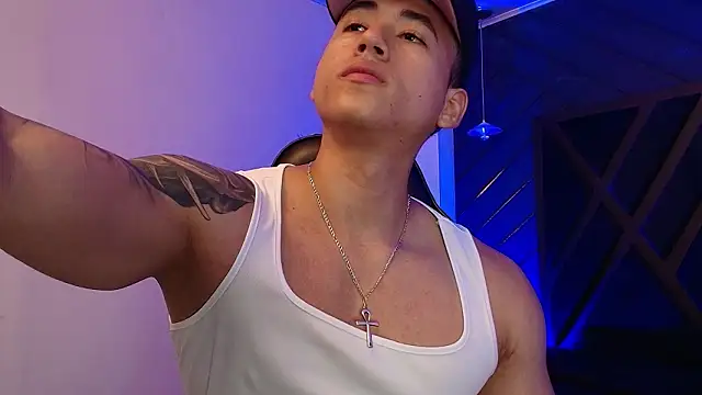 Snapshot of Draven_Marceaux chatting on 24, 3, 2026 Draven Marceaux online show from 24, 3, 2026