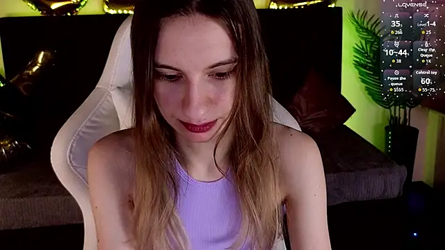 Snapshot of kaleriyaa_ chatting on 23, 12, 2025 kaleriyaa online show from 23, 12, 2025