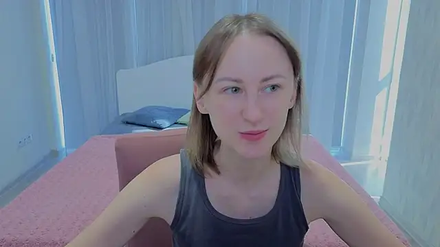 LuluChiiii online show from 19, 9, 2025