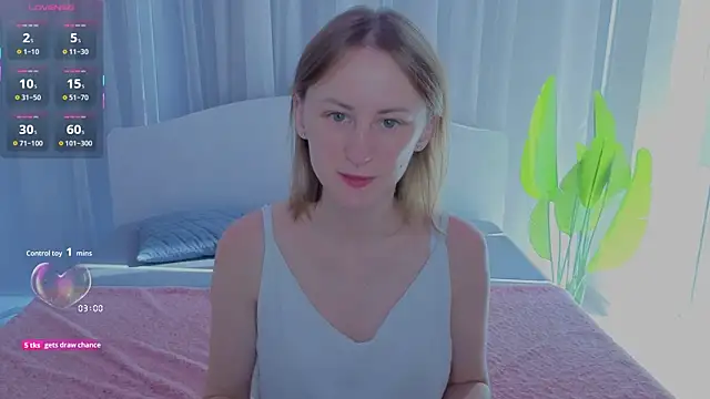 LuluChiiii online show from 24, 9, 2025