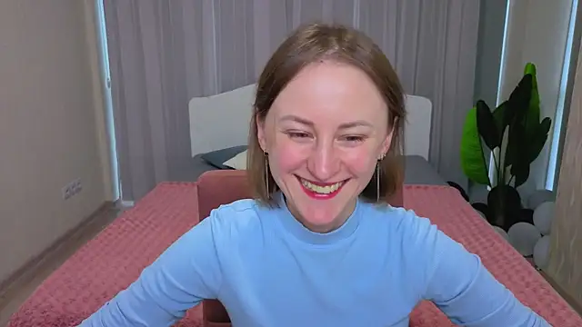 LuluChiiii online show from 16, 11, 2025