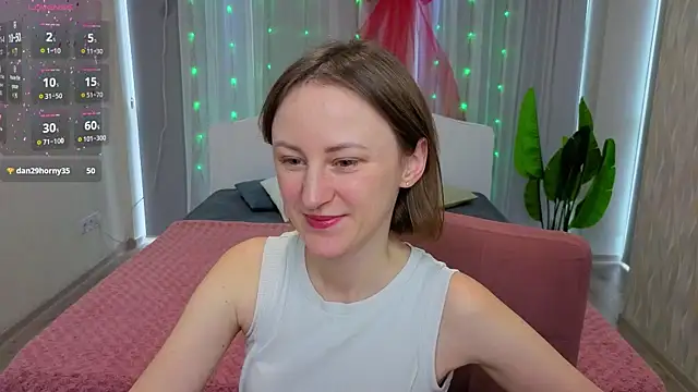 LuluChiiii online show from 17, 12, 2025