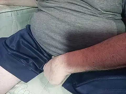 Snapshot of BabyBearMilk chatting on 22, 10, 2025 BabyBearMilk online show from 22, 10, 2025