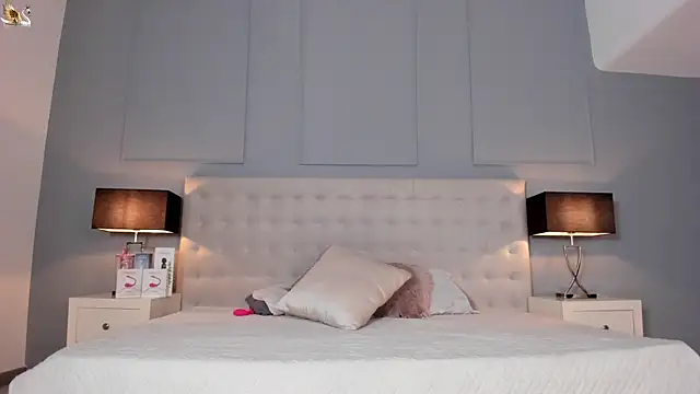 KellyRooss online show from 13, 9, 2025