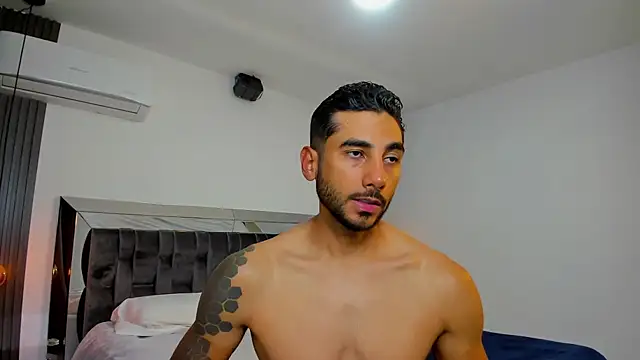 Snapshot of MARC_THOMPSON_ chatting on 24, 10, 2025 MARC THOMPSON online show from 24, 10, 2025