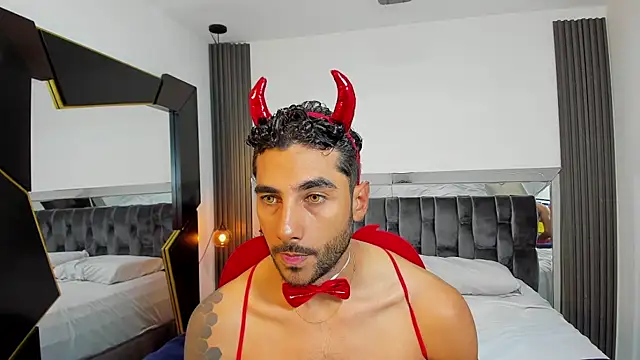 Snapshot of MARC_THOMPSON_ chatting on 1, 11, 2025 MARC THOMPSON online show from 1, 11, 2025