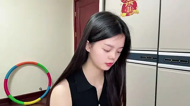 Snapshot of Nicole-13 chatting on 1, 4, 2026 Nicole-13 online show from 1, 4, 2026