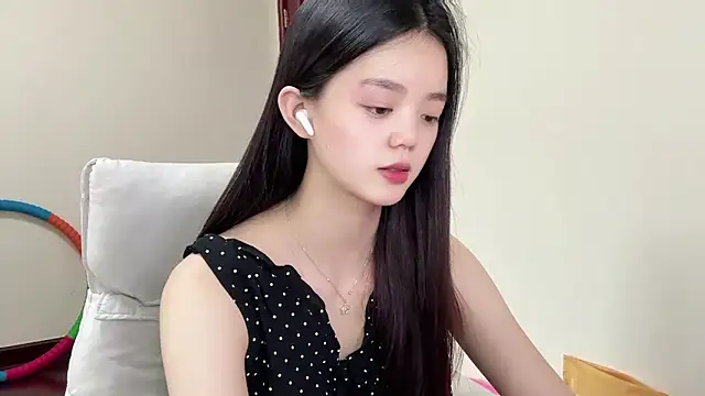 Nicole-13 online show from 3, 5, 2026