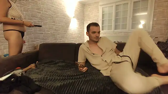 CoupleX85 online show from 27, 9, 2025