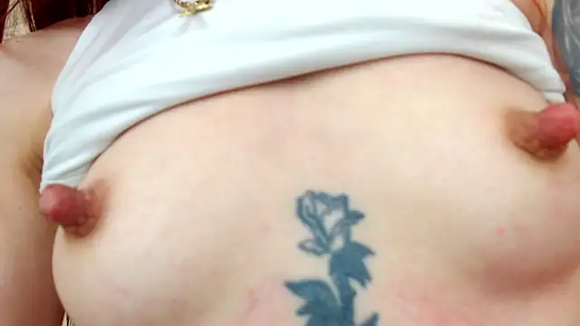 Julia Jae online show from 8, 10, 2025