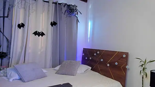 Snapshot of Perfect_design_ chatting on 18, 10, 2025 Perfect design online show from 18, 10, 2025