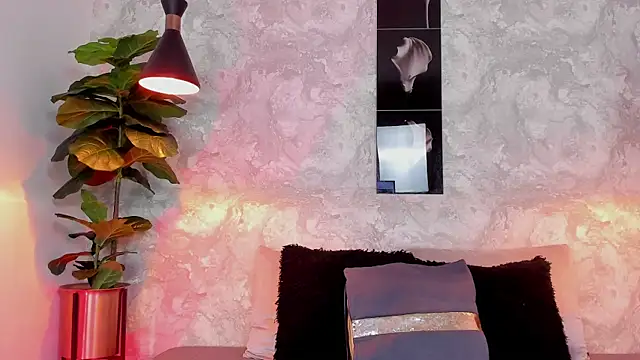 Snapshot of aitana_baker_ chatting on 18, 9, 2025 aitana baker online show from 18, 9, 2025