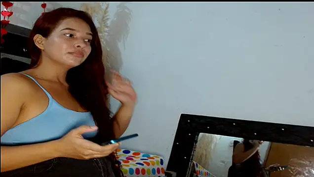 chica sexy05 online show from 25, 9, 2025