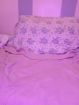 Snapshot of samio37 chatting on 17, 11, 2025 samio37 online show from 17, 11, 2025