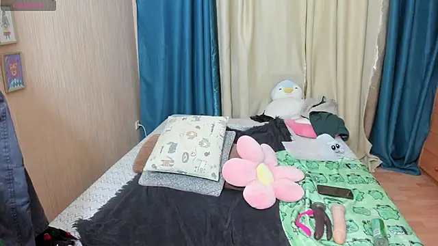 Snapshot of Dia_Angel chatting on 3, 10, 2025 Dia Angel online show from 3, 10, 2025