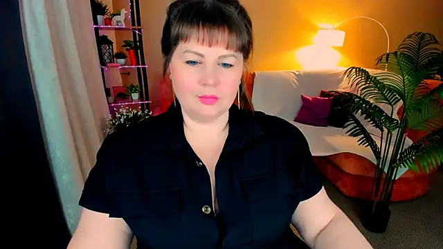 Snapshot of CrystaalStaar chatting on 13, 3, 2026 CrystaalStaar online show from 13, 3, 2026