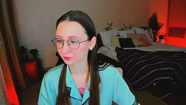 YourLovellyStory online show from 9, 2, 2026