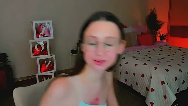 YourLovellyStory online show from 13, 2, 2026