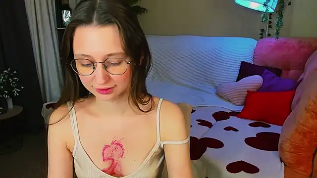 YourLovellyStory online show from 30, 5, 2026