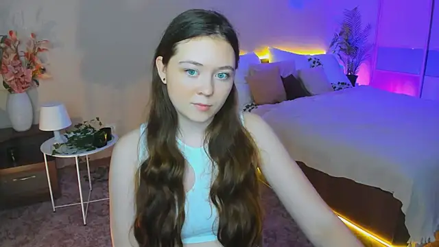 Snapshot of AlluringLookk chatting on 6, 10, 2025 AlluringLookk online show from 6, 10, 2025