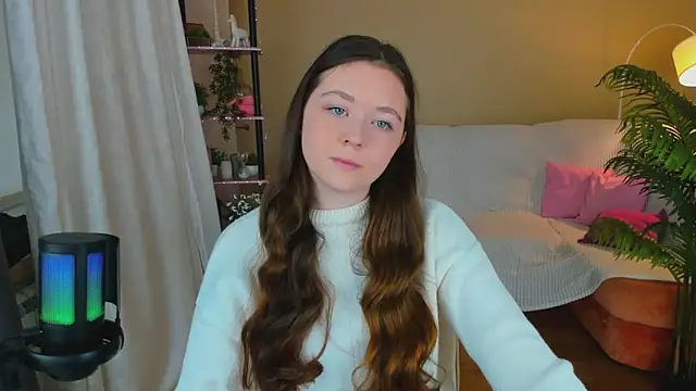 Snapshot of AlluringLookk chatting on 15, 10, 2025 AlluringLookk online show from 15, 10, 2025